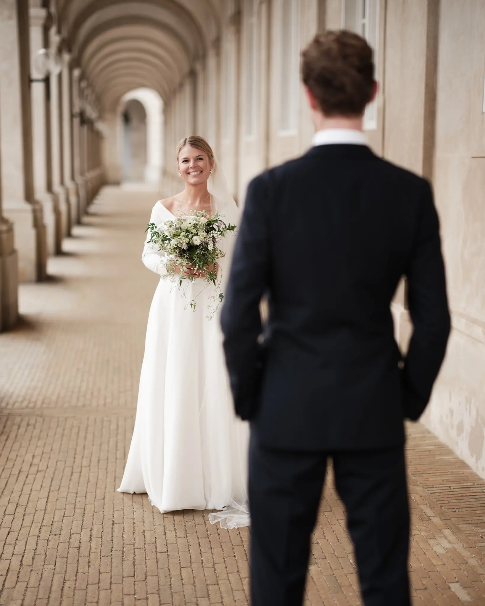 Wedding couple in Copenhagen City Hall
